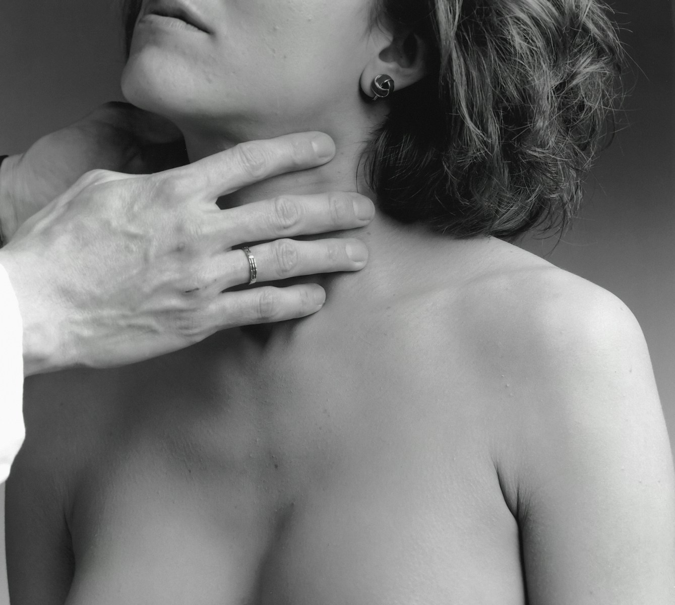 Struggling with Low Energy? How Thyrolin Supports a Healthy Thyroid.